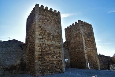 Torreões - Antigas portas principais da Cidade